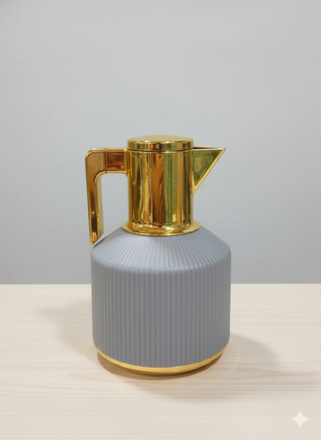 Luxury Tea Flask – 1L with Elegant Gold Finish